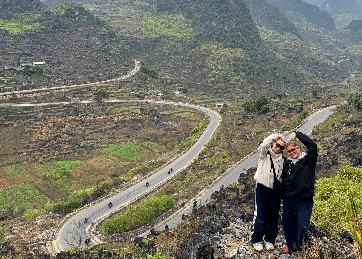 Ha Giang 3-Day Jeep Tour Local Driver Guide