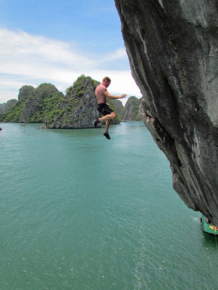 Cat Ba Adventure Tour Image