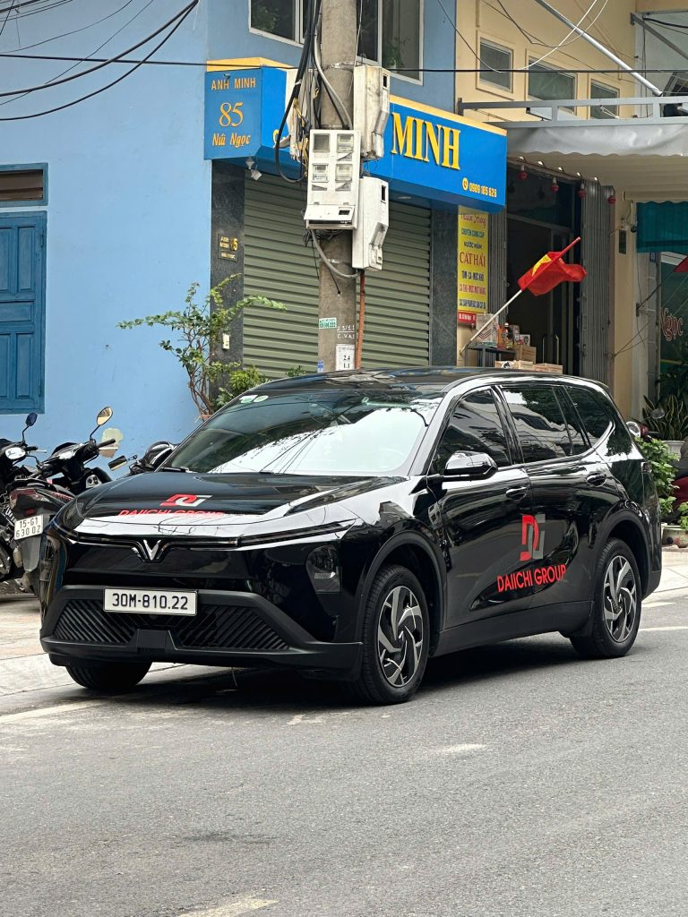 Taxi Cát Bà 4-7 chỗ đưa đón khách du lịch tại đảo Cát Bà