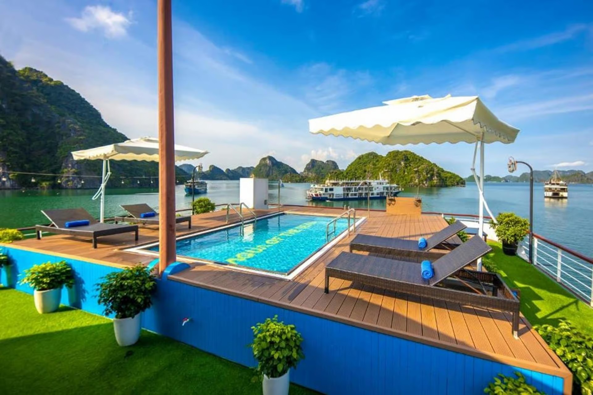 Hanoi Halong Bay Lan Ha Bay Kayak Swimming Luxury Day Cruise