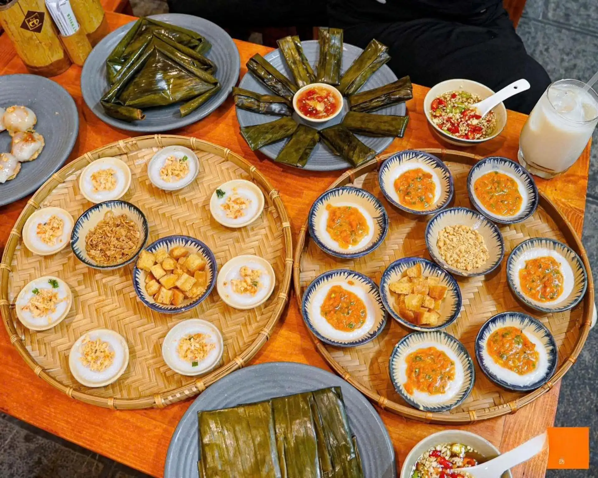 Ha Giang 4 Day Jeep Tour with Local Guide